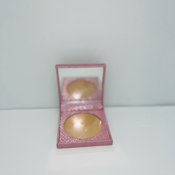 MALLY Perfect Prep Neutralizing Powder Primer (Light/Medium) 0.30oz - Picture 5 of 6